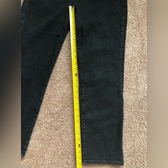 Good American Good Jeans 12 Black Raw Hem - Picture 11 of 12